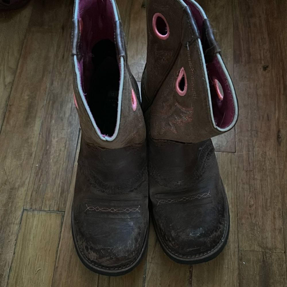Ariat brown leather boots